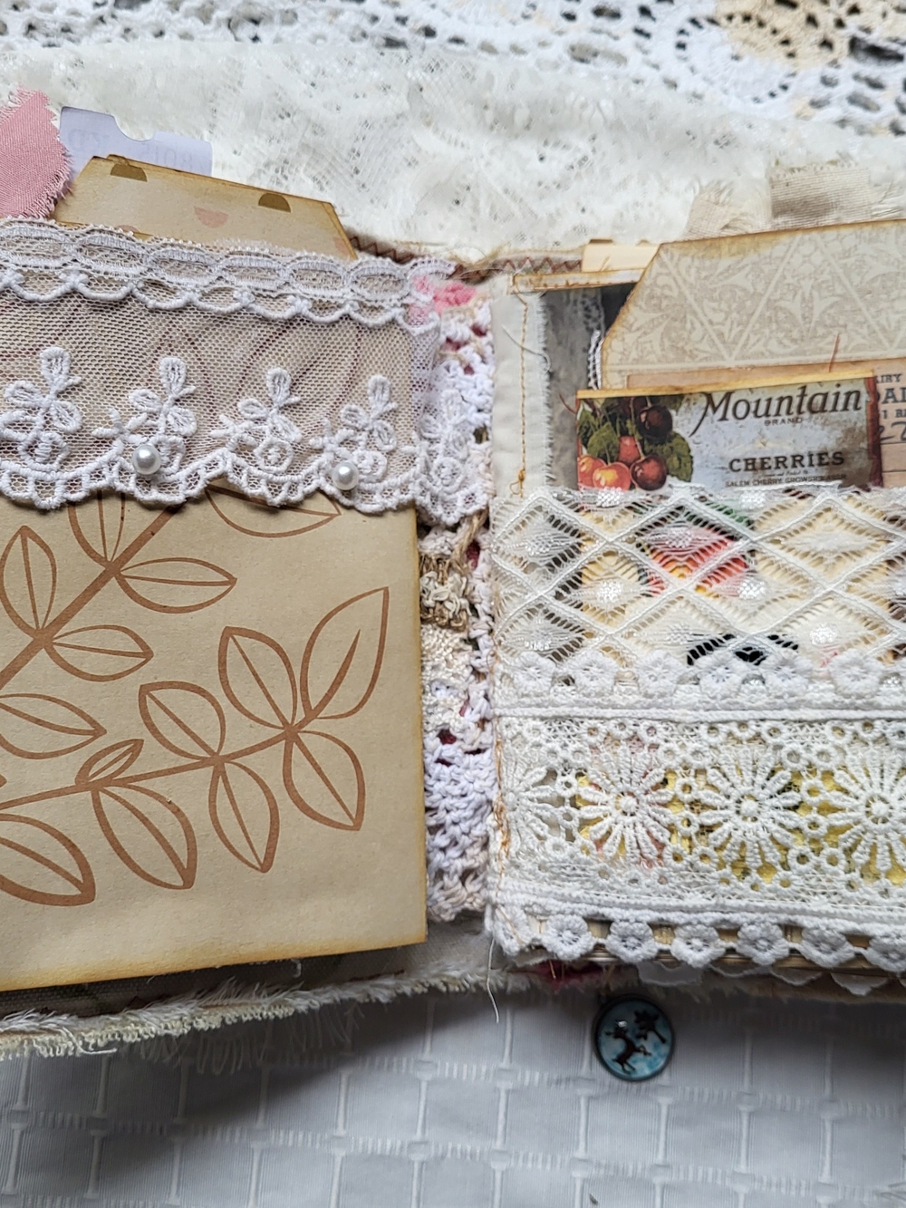 Vintage Farm Junk Journal - Picture 4 of 16